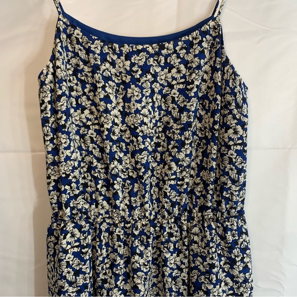 J. Crew Navy Floral Spaghetti Strap Swing Dress, size 0 - Picture 4 of 13